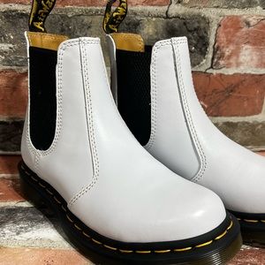 Dr.Marten combat boots NWOT